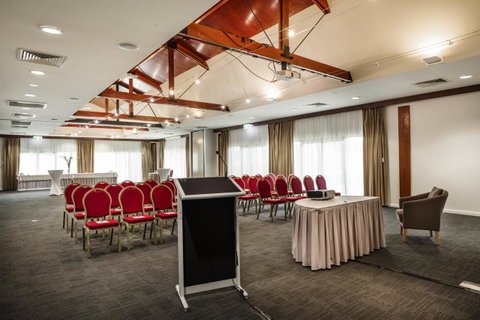 Mercure Darwin Airport Resort - Accommodation Daintree 38