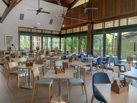 Mercure Darwin Airport Resort - Accommodation Daintree 9