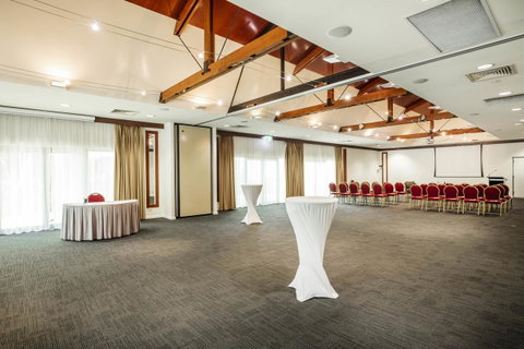 Mercure Darwin Airport Resort - Accommodation Daintree 37