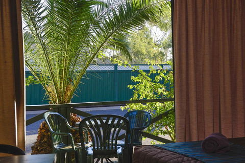 Desert Palms Alice Springs - Accommodation Daintree 4