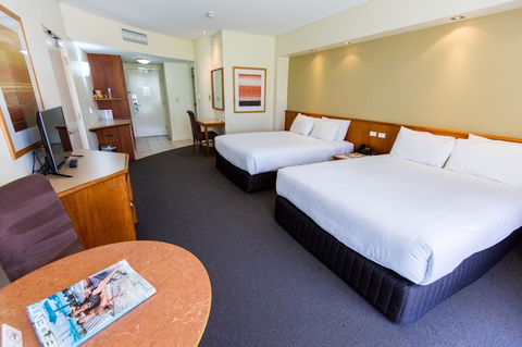 Crowne Plaza Alice Springs Lasseters, An IHG Hotel - Accommodation Daintree 36