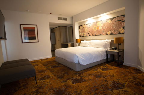 Crowne Plaza Alice Springs Lasseters, An IHG Hotel - Accommodation Daintree 33