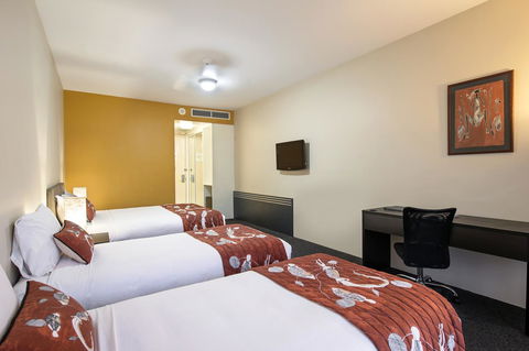 Mercure Kakadu Crocodile - Accommodation Daintree 16