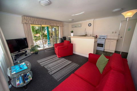 Beaches Serviced Apartments - Accommodation Daintree 12