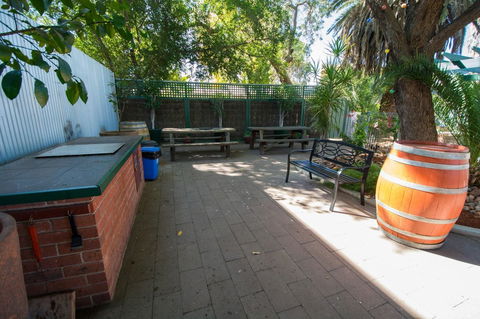 Elkira Court Motel - Accommodation Daintree 20
