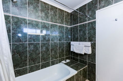 Elkira Court Motel - Accommodation Daintree 16