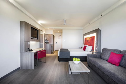 Novotel Darwin CBD - Accommodation Daintree 9