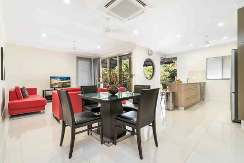 Elsey On Parap - Accommodation Daintree 3