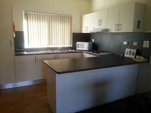 Alice On Todd Apartments - Accommodation Daintree 15