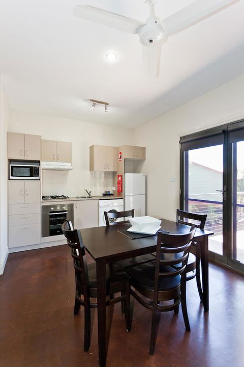 Alice On Todd Apartments - Accommodation Daintree 19