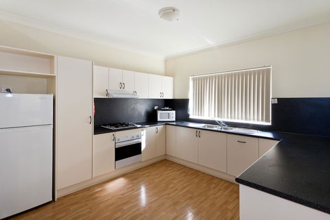 Alice On Todd Apartments - Accommodation Daintree 3