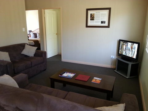 Alice On Todd Apartments - Accommodation Daintree 13
