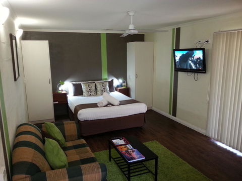 Alice On Todd Apartments - Accommodation Daintree 18