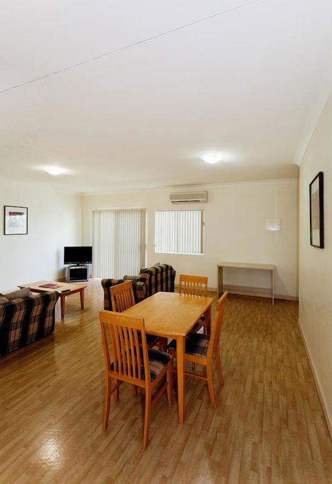 Alice On Todd Apartments - Accommodation Daintree 7