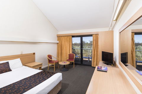 Discovery Resorts - Kings Canyon - Accommodation Daintree 2