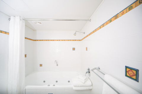 Corrigans Cove - Accommodation Daintree 9