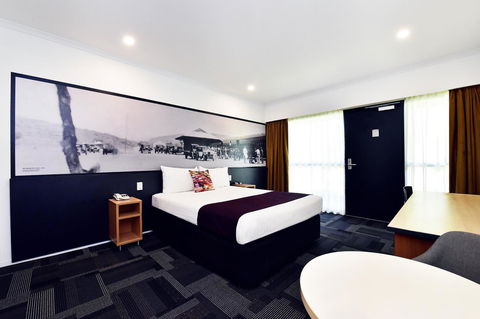 Mercure Alice Springs Resort - Accommodation Daintree 17