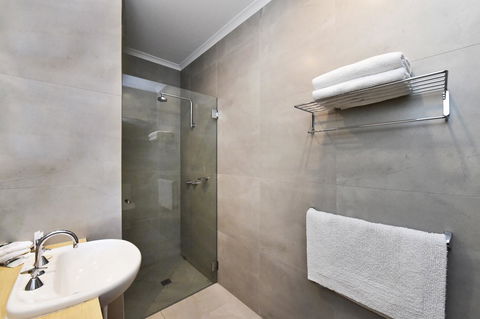 Mercure Alice Springs Resort - Accommodation Daintree 18