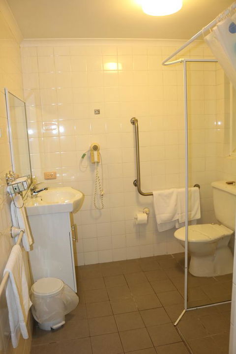 Golden Sands Motor Inn - Accommodation Daintree 23