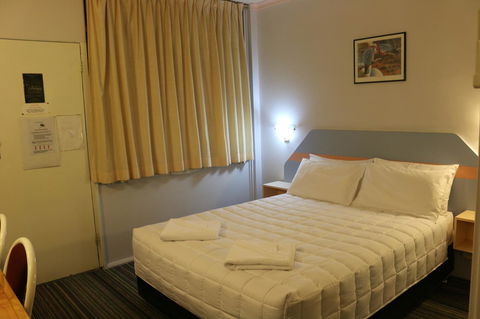 Golden Sands Motor Inn - Accommodation Daintree 16