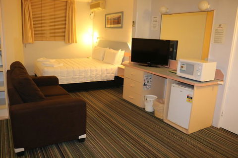 Golden Sands Motor Inn - Accommodation Daintree 21