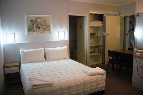 Golden Sands Motor Inn - Accommodation Daintree 1