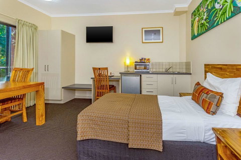 Quality Hotel Darwin Airport - Accommodation Daintree 11