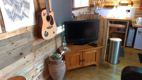 Alice\'s Secret Travellers Inn - Accommodation Daintree 9