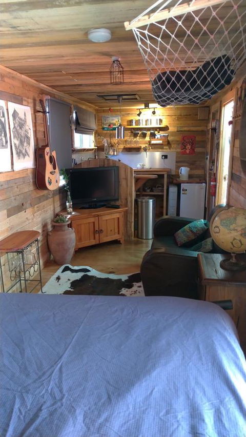 Alice\'s Secret Travellers Inn - Accommodation Daintree 1