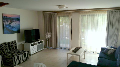 Nelson Bay Breeze - Accommodation Daintree 7