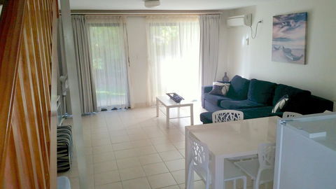 Nelson Bay Breeze - Accommodation Daintree 6