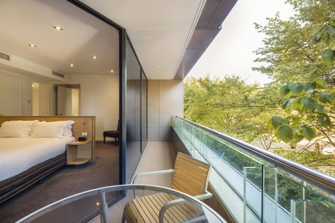 Crowne Plaza Canberra, An IHG Hotel - Accommodation Daintree 36