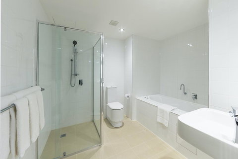 Crowne Plaza Canberra, An IHG Hotel - Accommodation Daintree 27