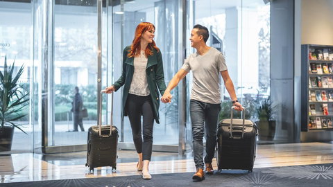 Crowne Plaza Canberra, An IHG Hotel - Accommodation Daintree 9