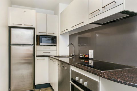 Lennox Holiday Apartments - Accommodation Daintree 36