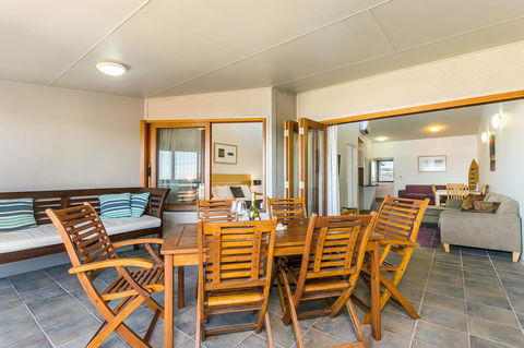 Lennox Holiday Apartments - Accommodation Daintree 33