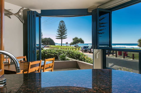 Lennox Holiday Apartments - Accommodation Daintree 1