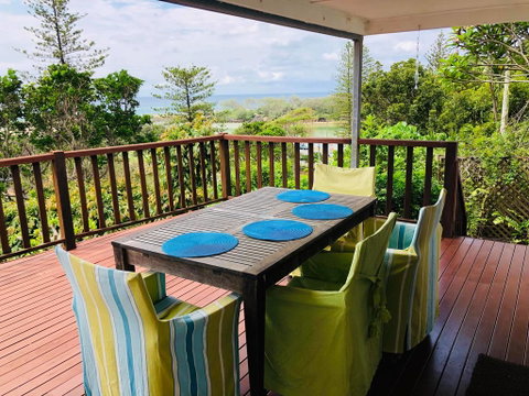 BOSCOBEL COTTAGE - MAGICAL BEACH & RIVER VIEWS - KINGSCLIFF - Accommodation Daintree 1