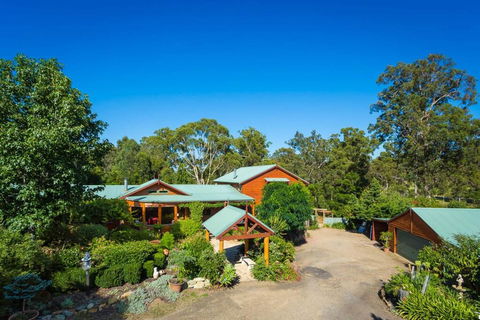 Bourndaroo Lodge - Accommodation Daintree 0