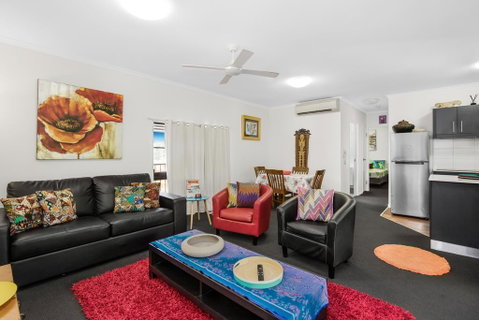 BOUTIQUE APARTMENTS BEACH LOCATION - Accommodation Daintree 0