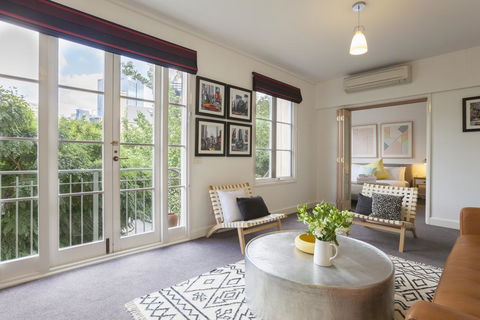 Boutique Stays - Wellington Mews, Apartment In East Melbourne - Accommodation Daintree 0
