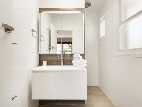 Boutique Stays - Sandy Breeze 1 - Accommodation Daintree 2