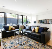 Boutique Stays-Murrumbeena Place 1 - Accommodation Daintree