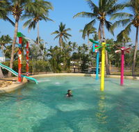Bowen Holiday Park - Accommodation Daintree