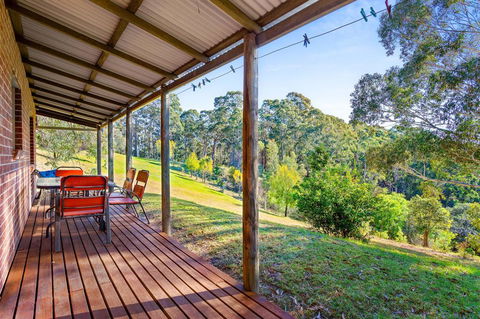 Braeside Cabin Three - Parsonsia - Accommodation Daintree 3