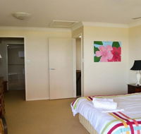 Breakers 1/10 - Accommodation Daintree