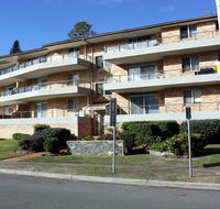 Breakers 8 - Main Beach Location - Accommodation Daintree