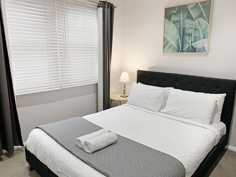 Bright 3-bedroom Apartment - Central Armidale - Accommodation Daintree 3