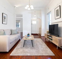 Bright and Elegant Executive 3 Bedroom Family Home - Accommodation Daintree