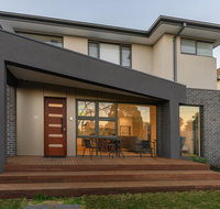 Brighton East 3 Bedroom 3 Bathroom Townhouse - Accommodation Daintree